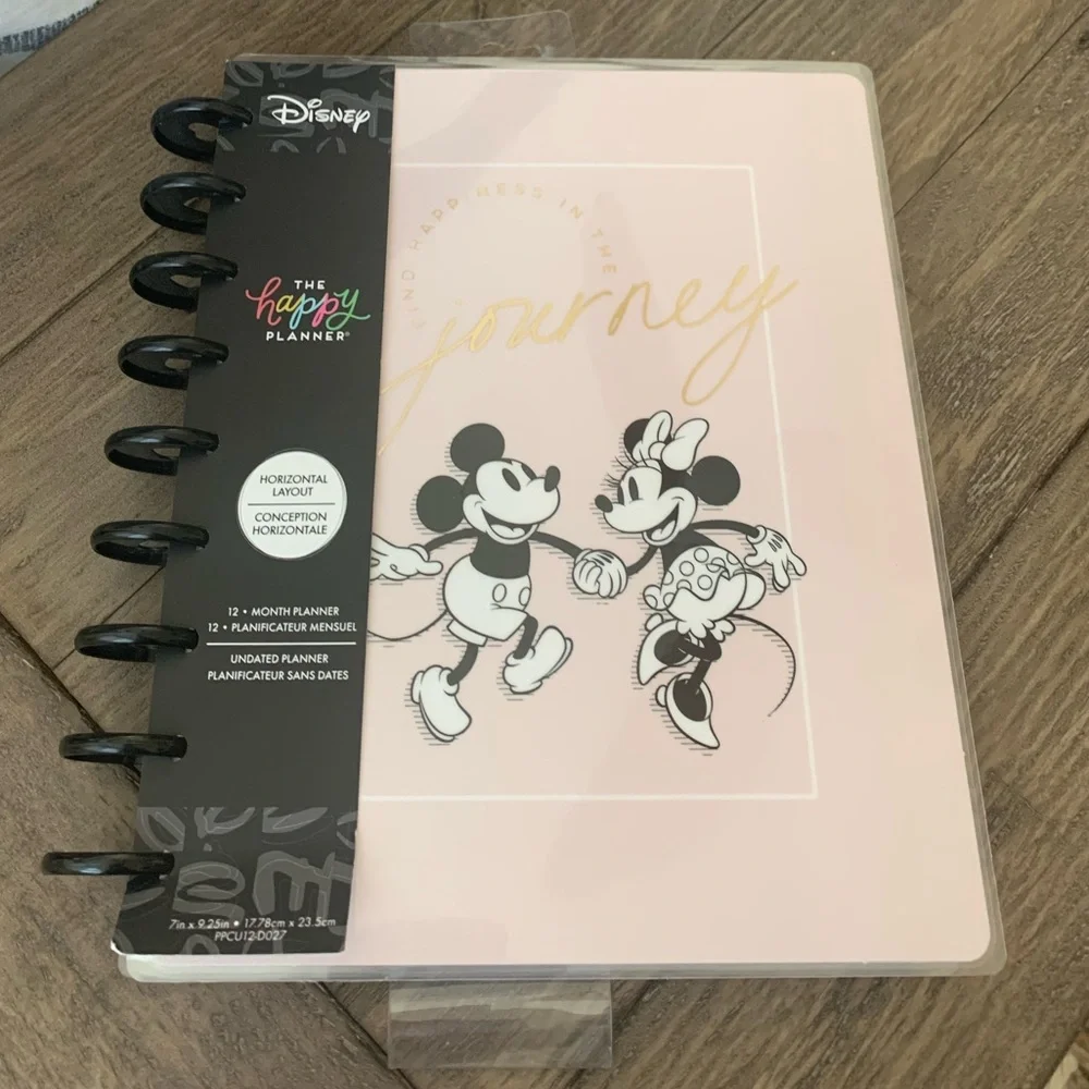 The Happy Planner Disney Modern Mickey Mouse & Minnie Mouse Find Happy Classic